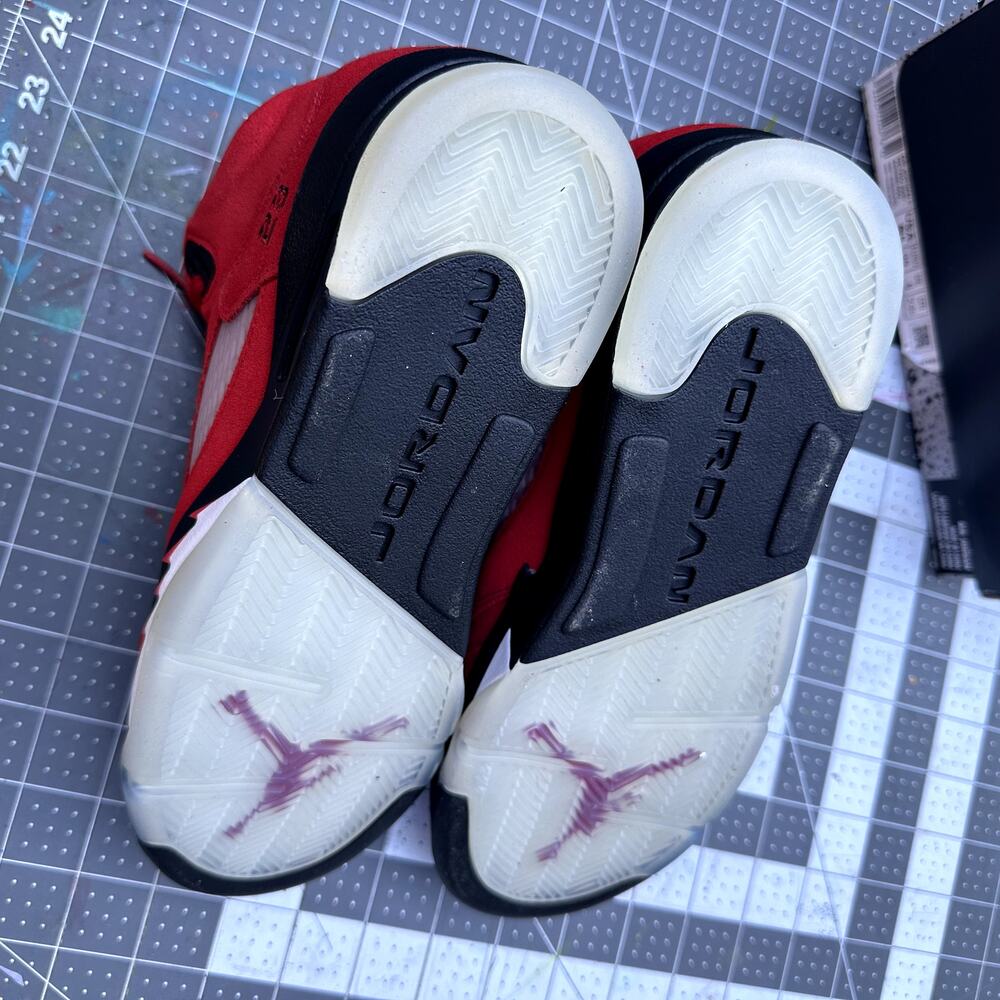 Jordan 5 'Raging Bull' 2021 - Picture 5 of 8